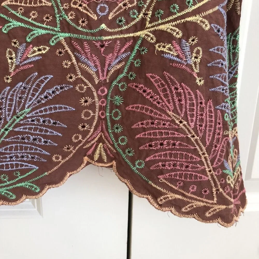 Democracy Women's Top Pullover Short Sleeve Embroidered Leaves Multicolor 160